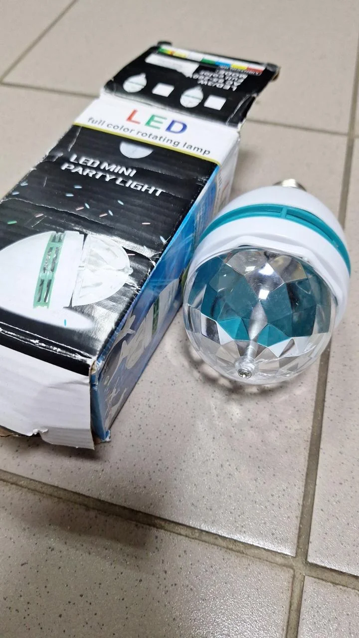 LED Mini Party Light Lamp — дисколампа з обертанням